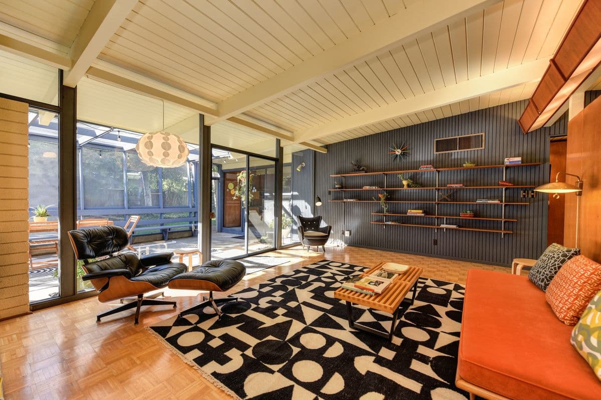 Clean, comfortable living room
